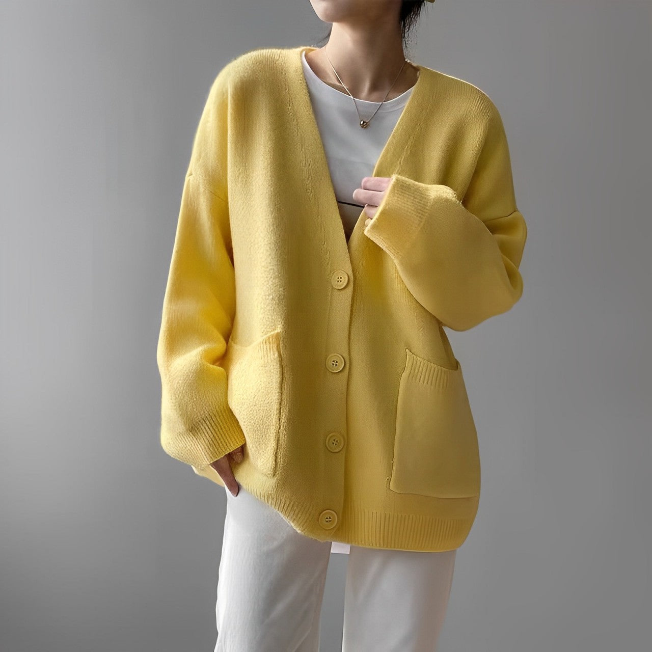 Women - Oversized Cardigan - Cozy Knitwear for Ultimate Comfort and Warmth - Stylish Jumper