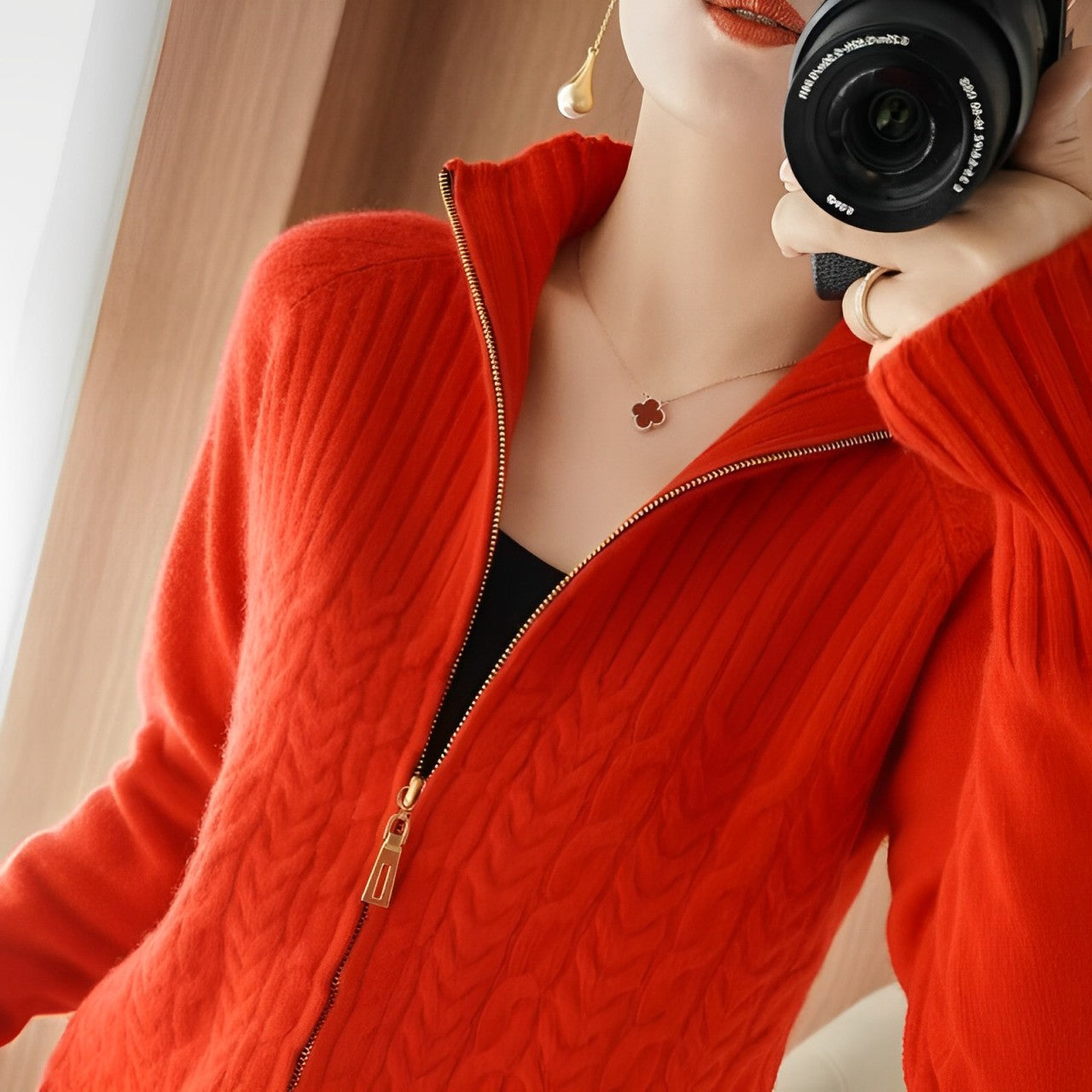 Women - Cashmere Coat - Loose Fit with Zip Fastening - Stylish Warmth for Every Occasion