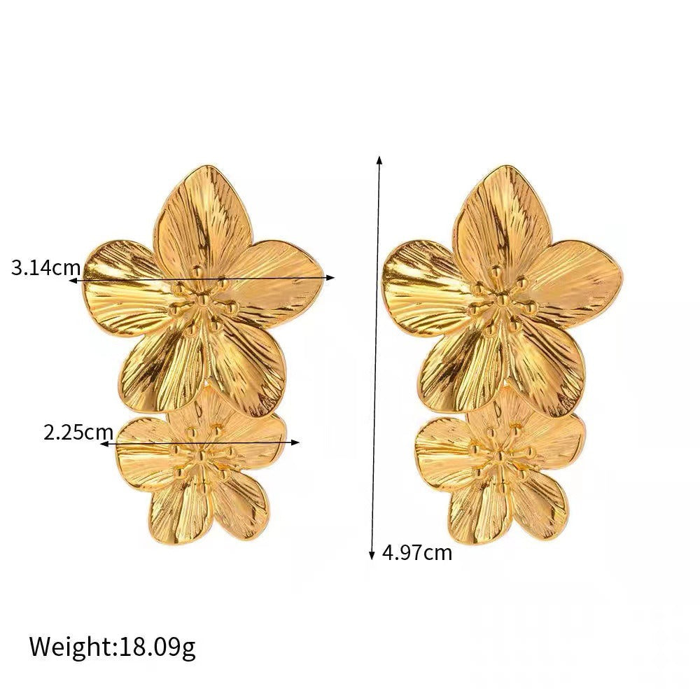 Women's - Retro Stud Earrings - Double-Layered Petals - Elegant Floral Design - Perfect Accessory for Any Outfit