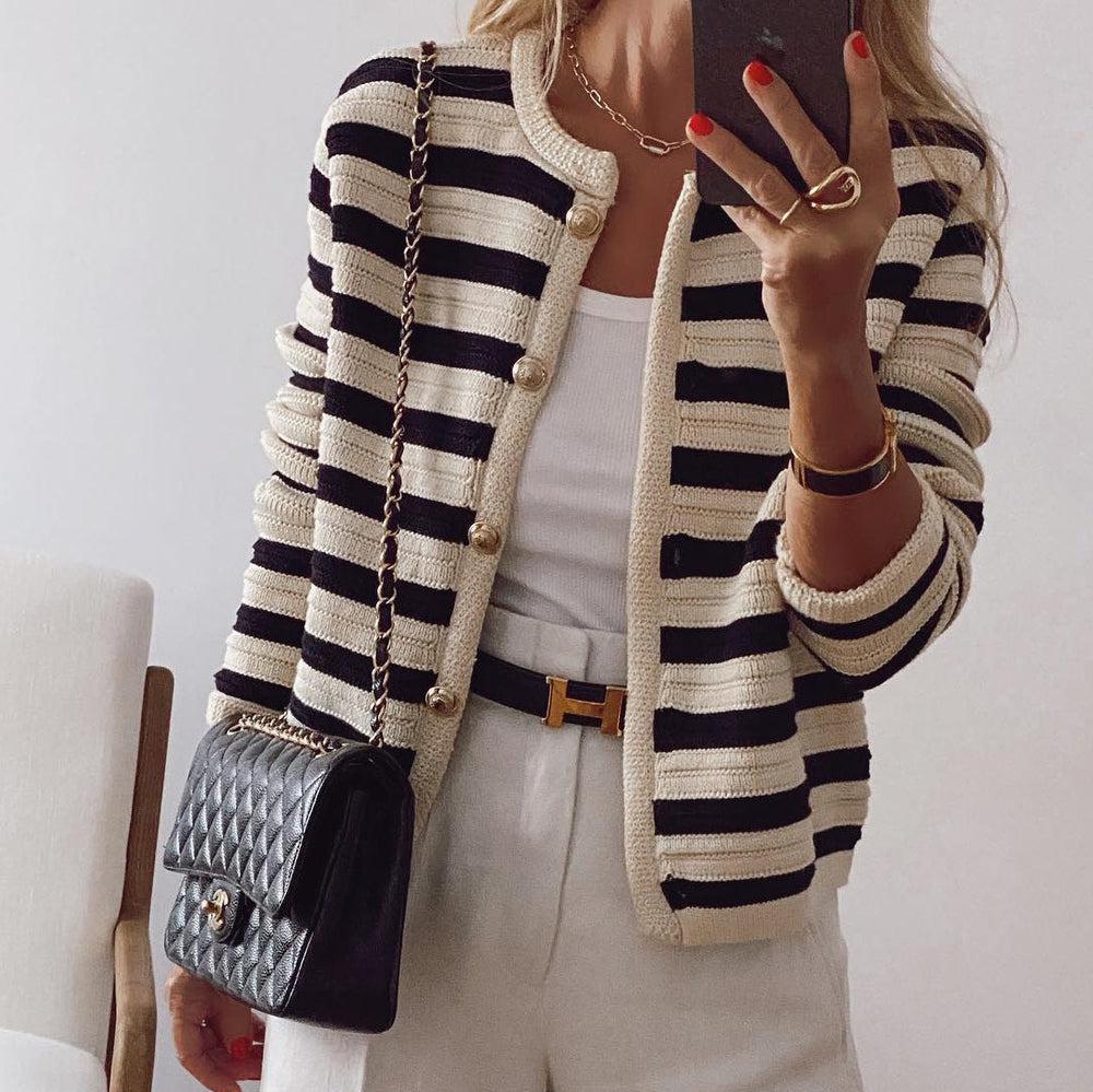 Women - Cardigan Jumper - Cozy Knit with Stylish Striped Design - Perfect for Everyday Wear