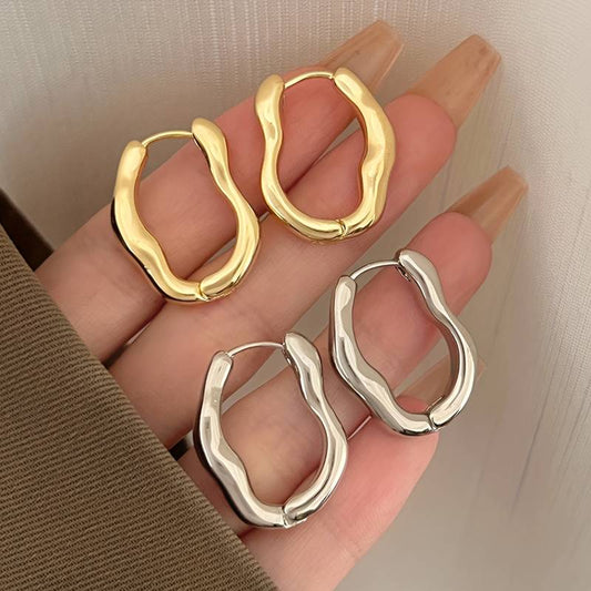 Irregular hoop earrings