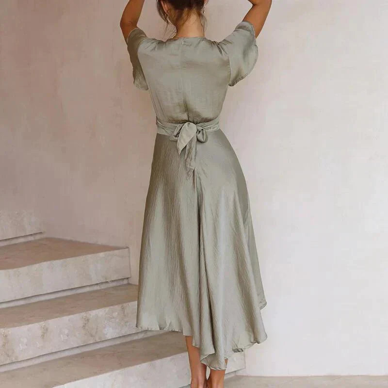 The versatile satin vintage dress