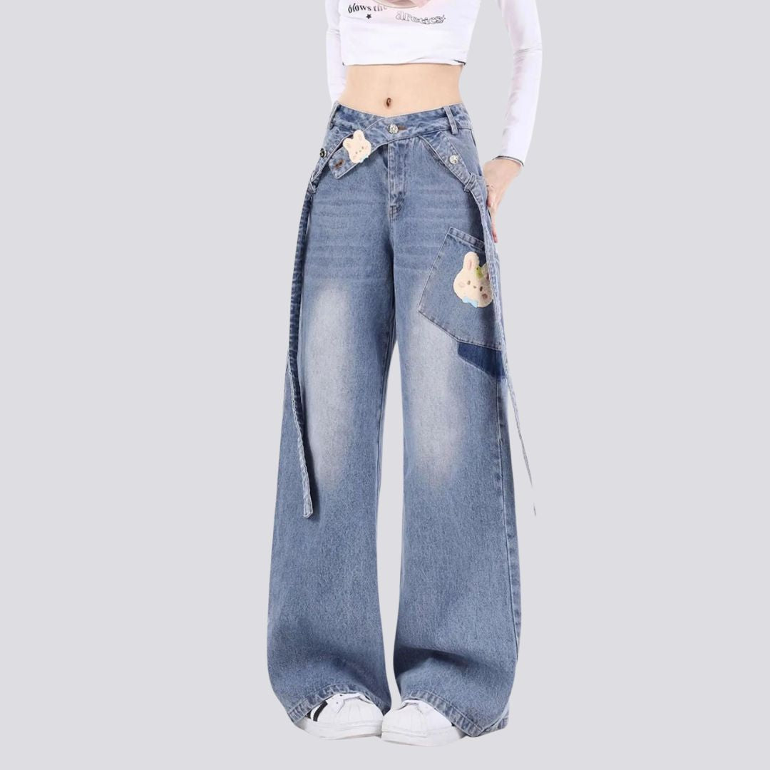 Fancy patch jeans with wide leg and belt detail