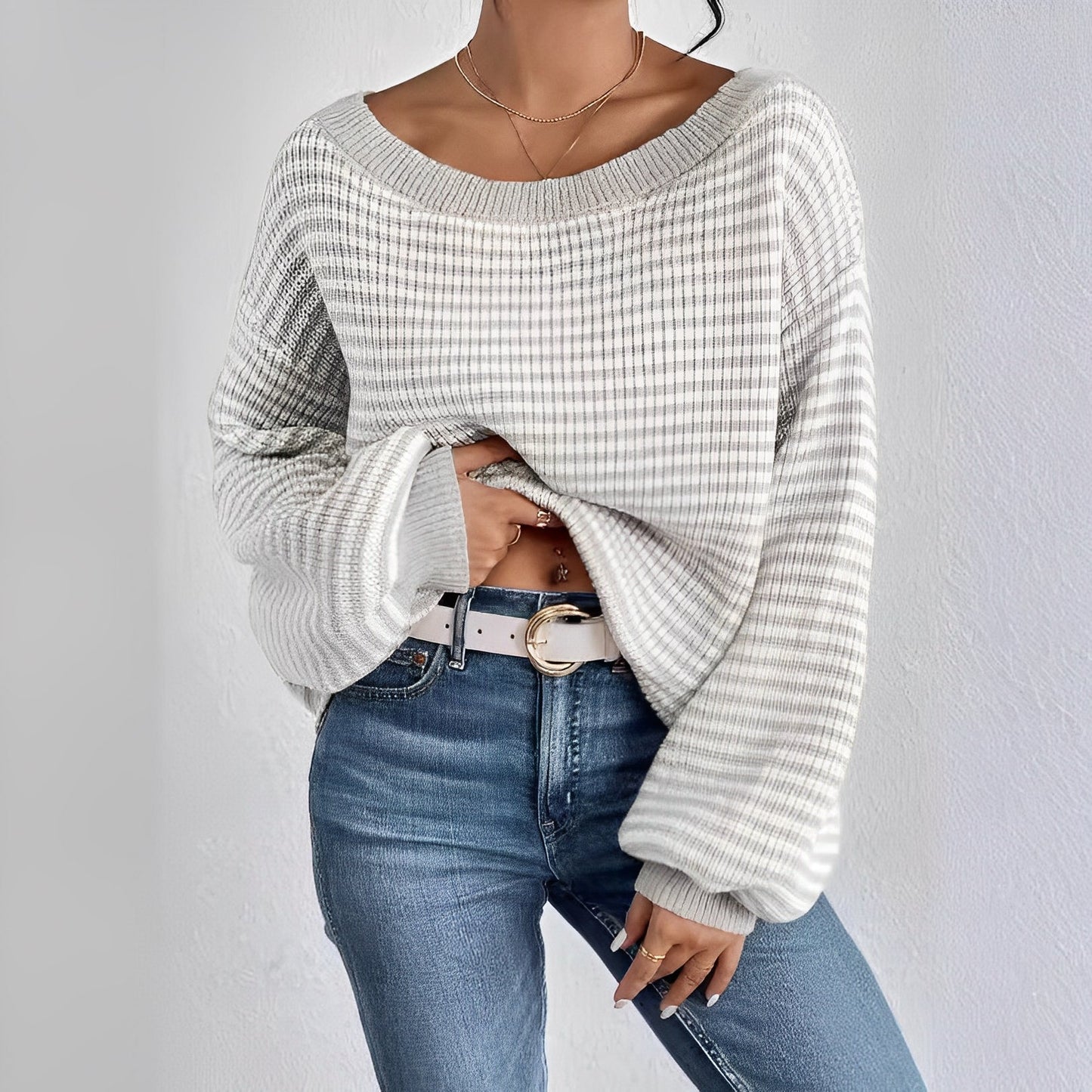 Women's Off-Shoulder Jumper - Contrasting Colour - Stylish Knitwear for Trendy Outfits