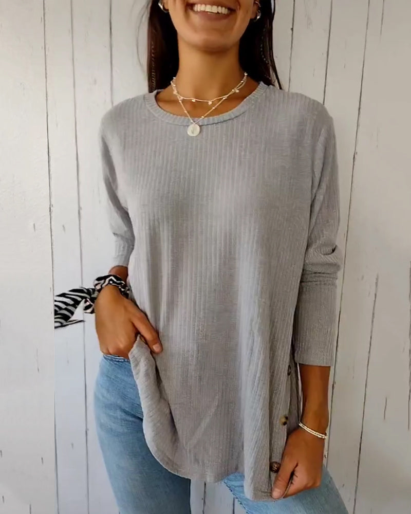 Long-sleeved top