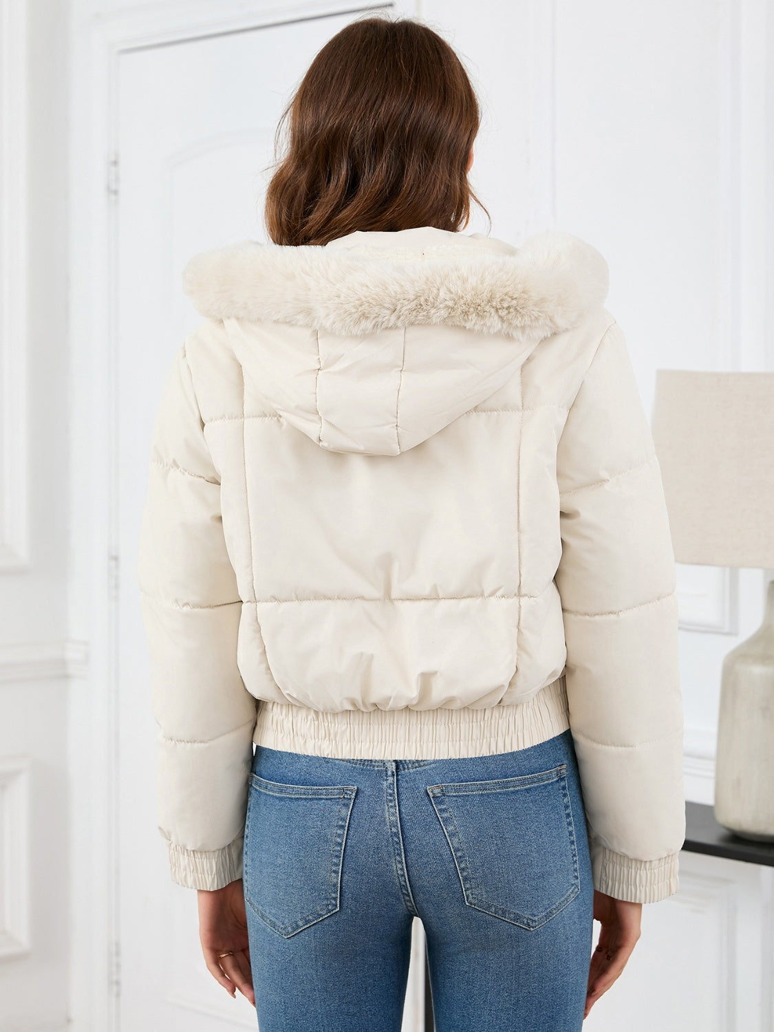 Women - Winter Coat - Cropped Design - Stylish & Warm Outerwear for Cold Weather