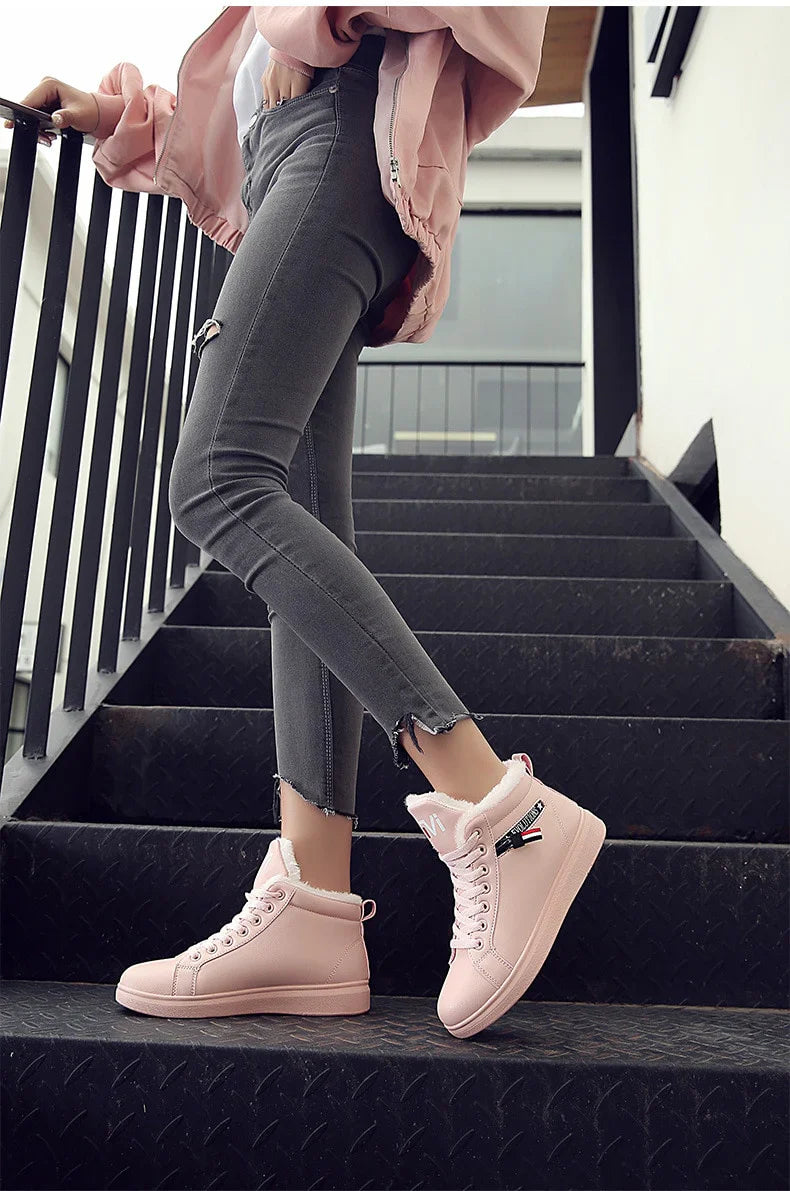 Super comfortable & lined ladies ankle boots