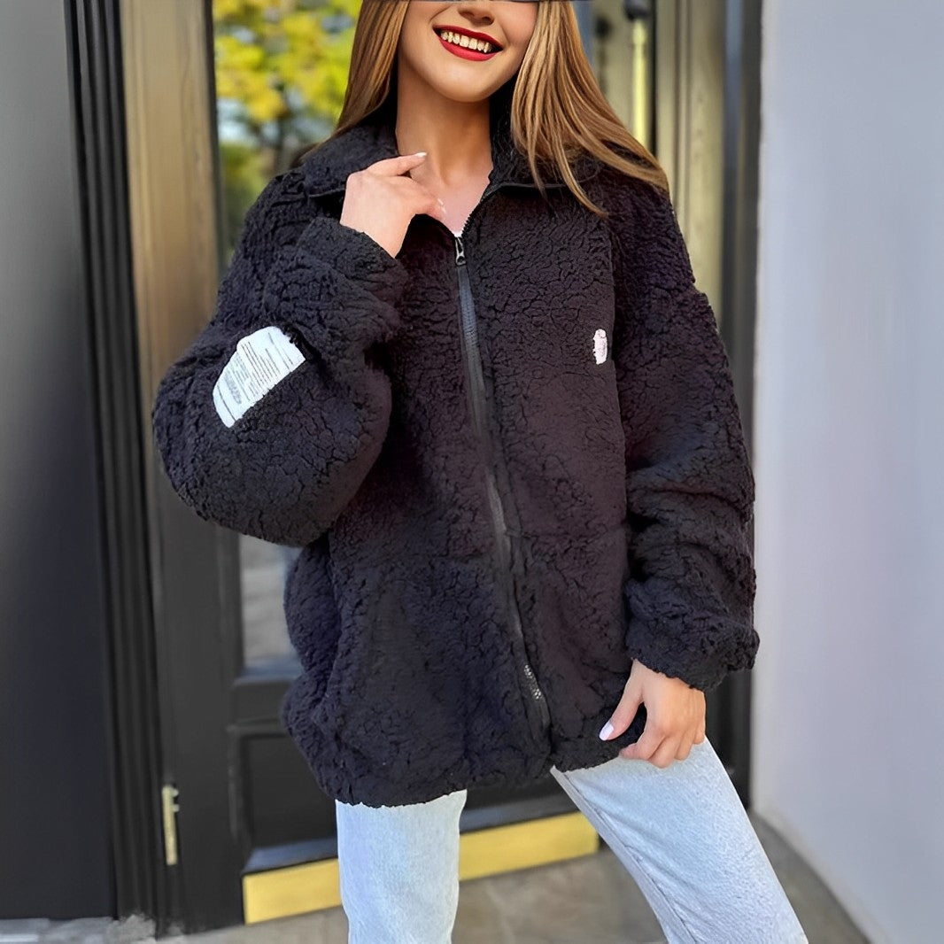 Women's - Plush Jacket - Fashionable with Pockets - Cosy and Stylish Outerwear