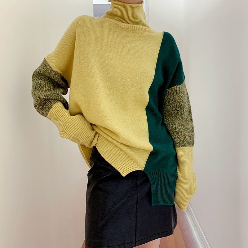 Women - Turtleneck Jumper - Wide Cut, Cozy Knit - Stylish Essential for Your Wardrobe