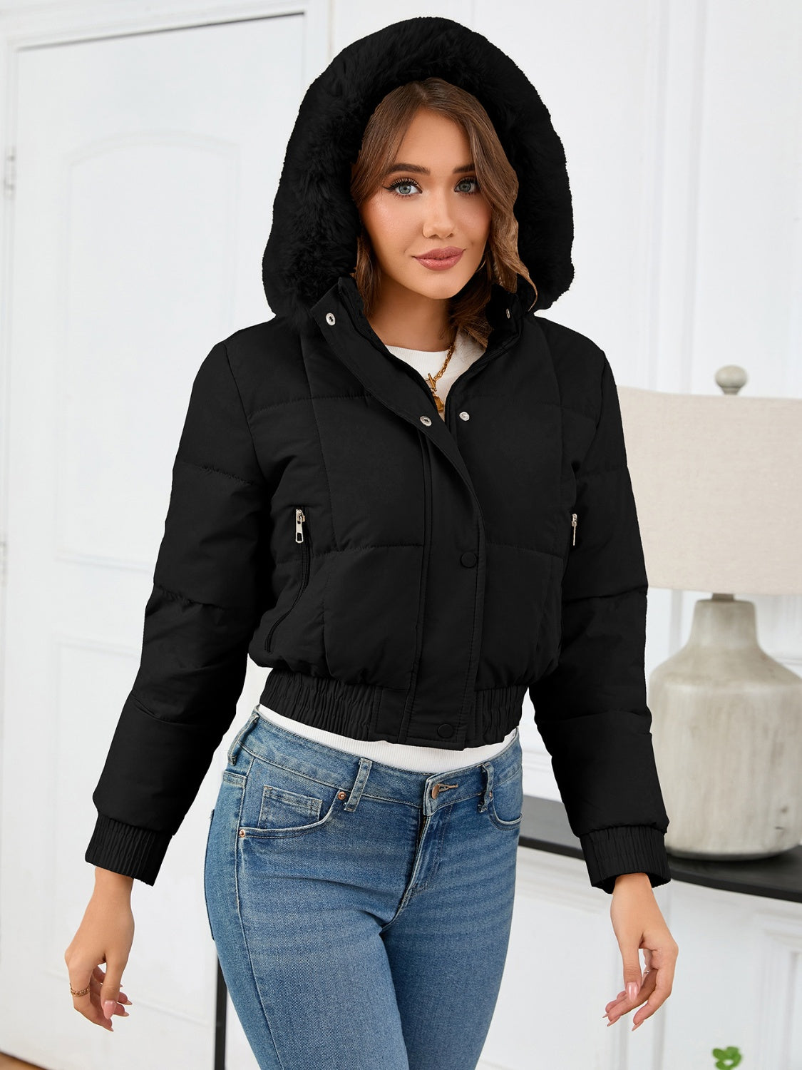 Women - Winter Coat - Cropped Design - Stylish & Warm Outerwear for Cold Weather