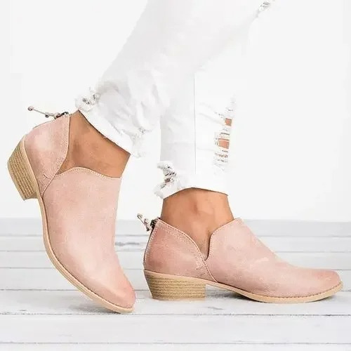 Entry Ankle Boots with Low Heel and Round Nose