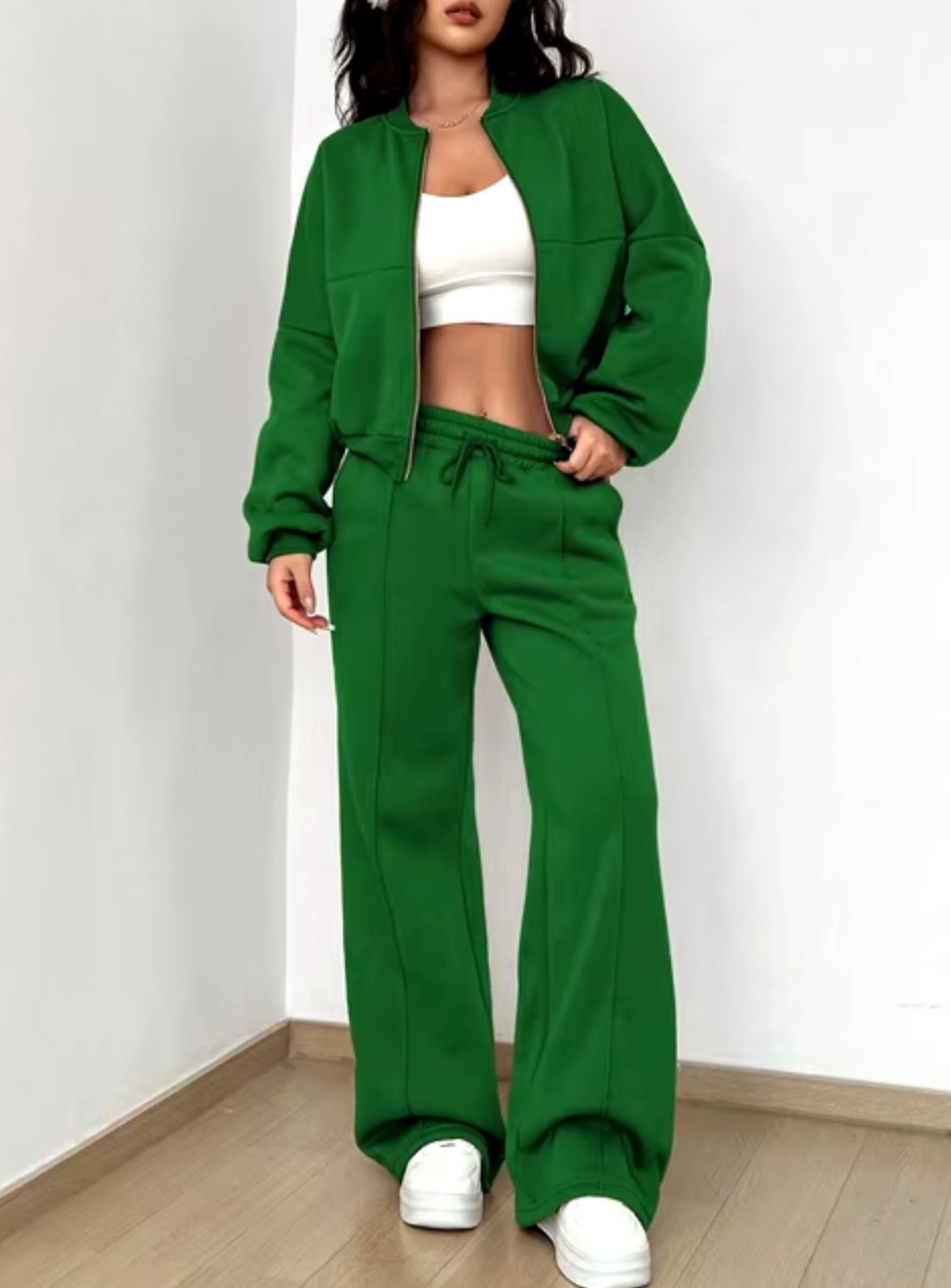 Set of jacket and zipped sweatpants