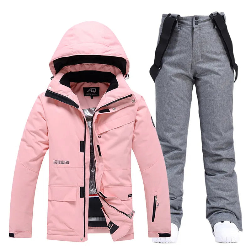 Women's - Ski Suit - Stylish & Functional - Waterproof Fabric for Comfort on the Piste