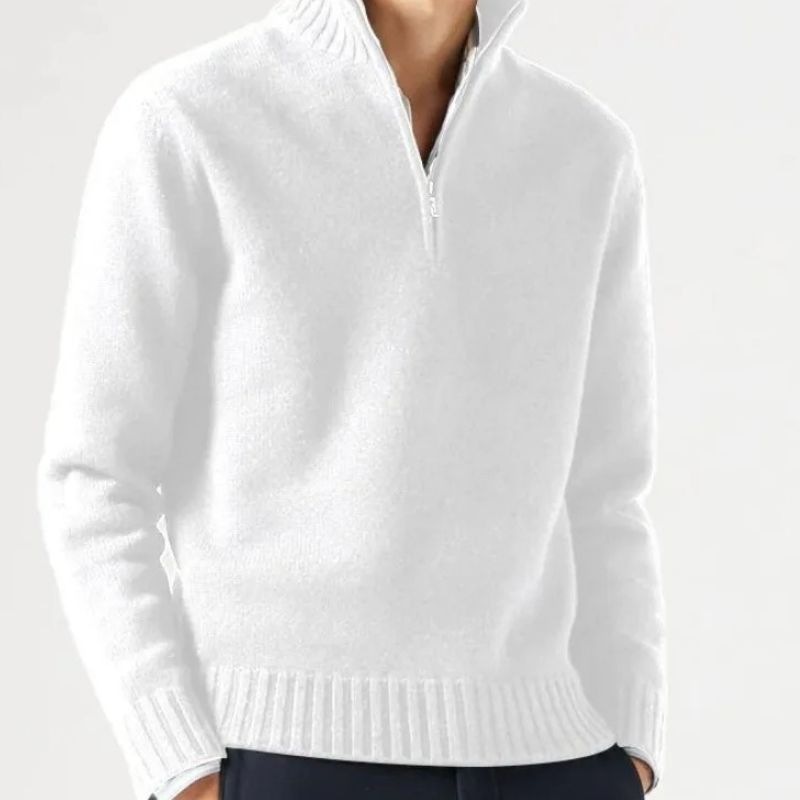 Classic knitted pullover with zip