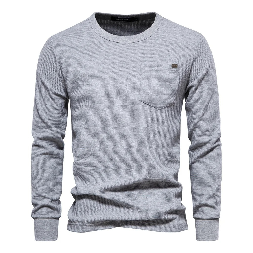 Men's jumper in waffle knit, long sleeve round neck with breast pocket