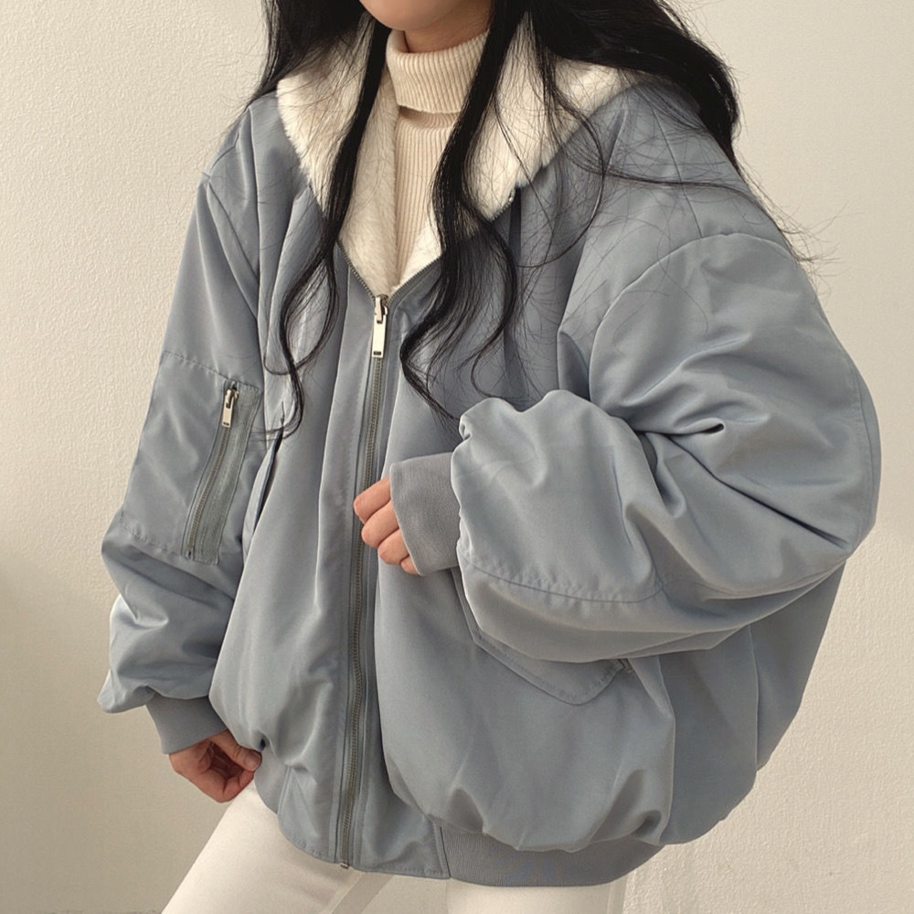 Reversible jacket with hood for women