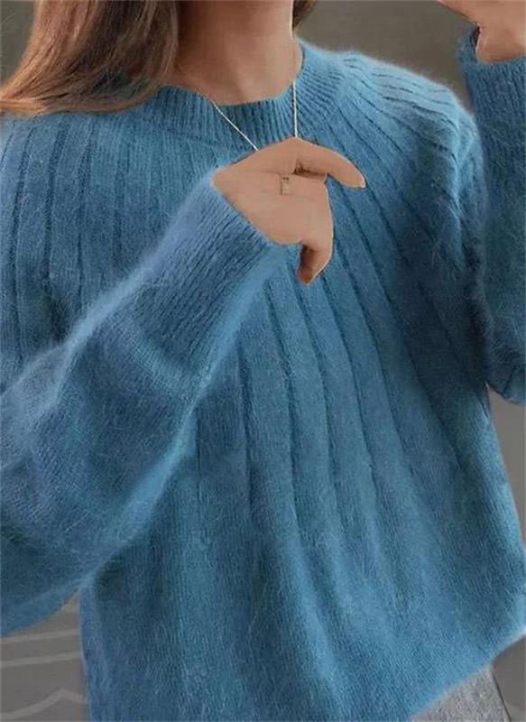 Fluffy cashmere knitted jumper