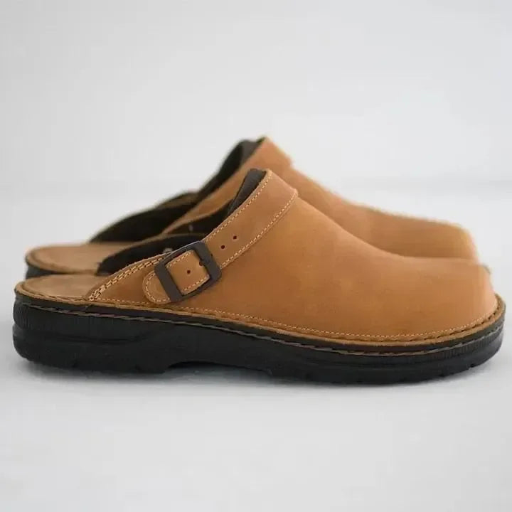 Men - Comfortanle Instapers - Leather ComfortSlides - Stylish Supportive Footwear