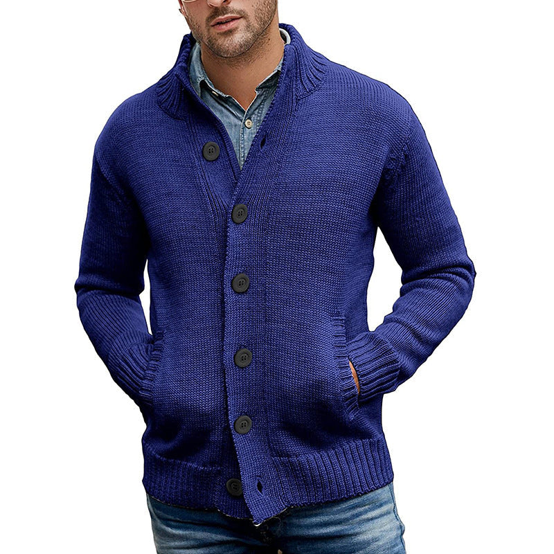 Single-coloured single-breasted knitted jumper