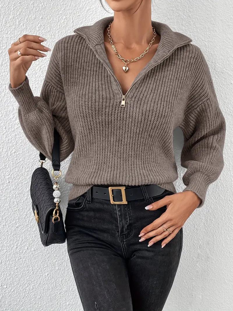 Women - Casual Jumper - Soft Knitwear with Zip Closure - Comfortable Everyday Style