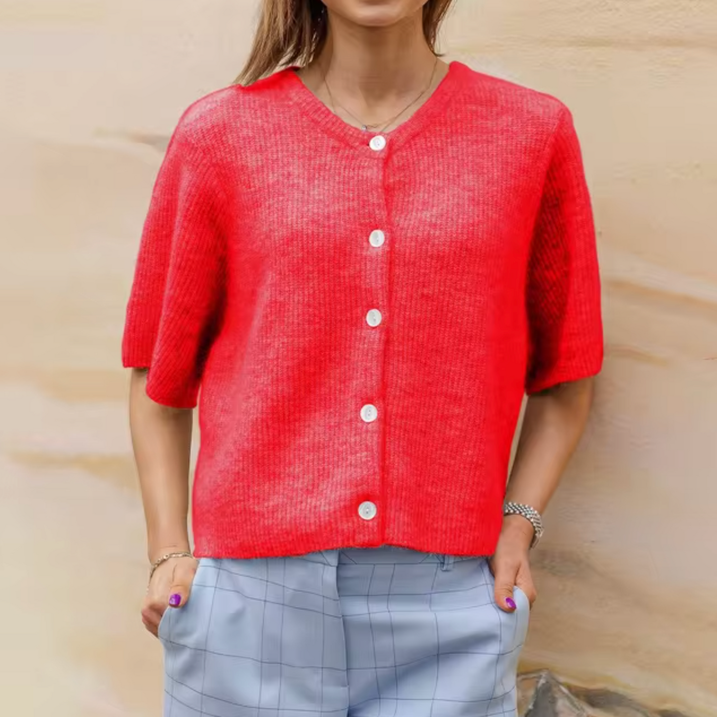 Short-sleeved knitted cardigan