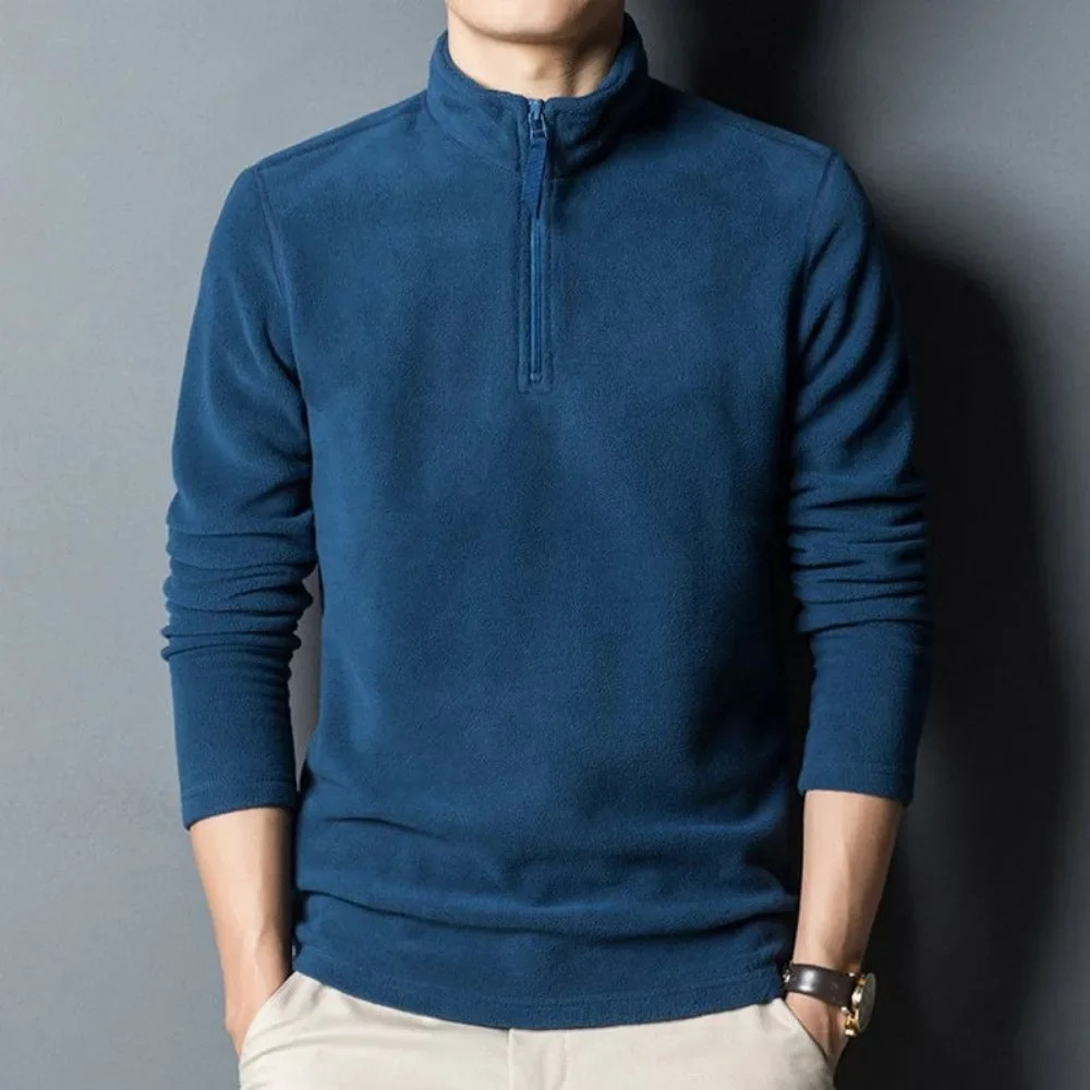 Classic fleece pullover with zip and stand-up collar