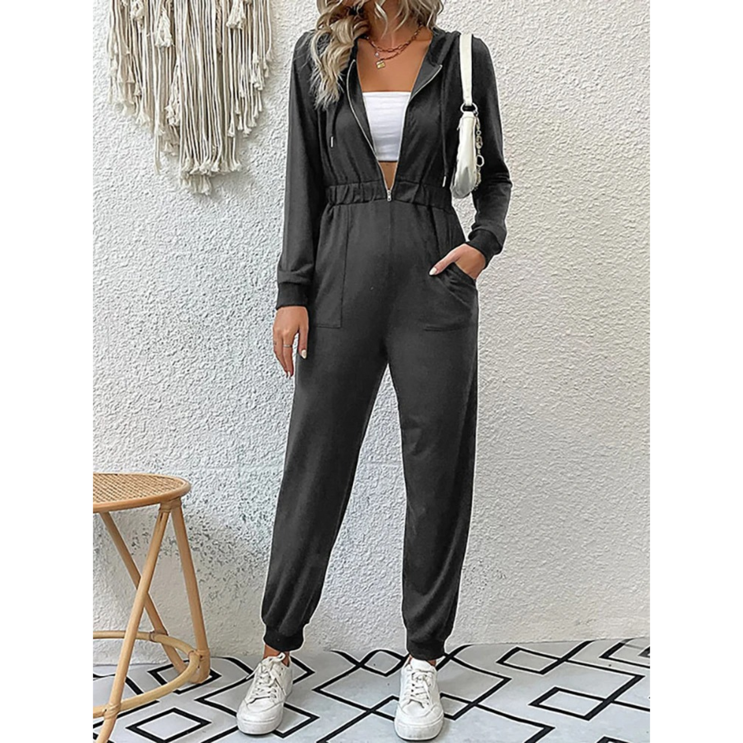 Women's tracksuit