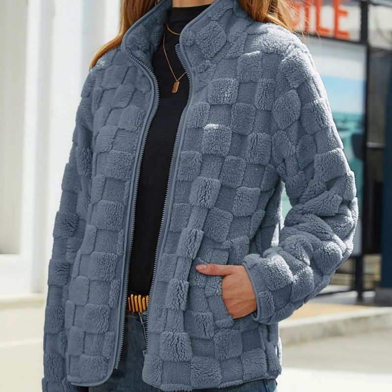 Women - Chequered Winter Jacket - Stylish & Warm - Ideal for Cold Weather Fashion