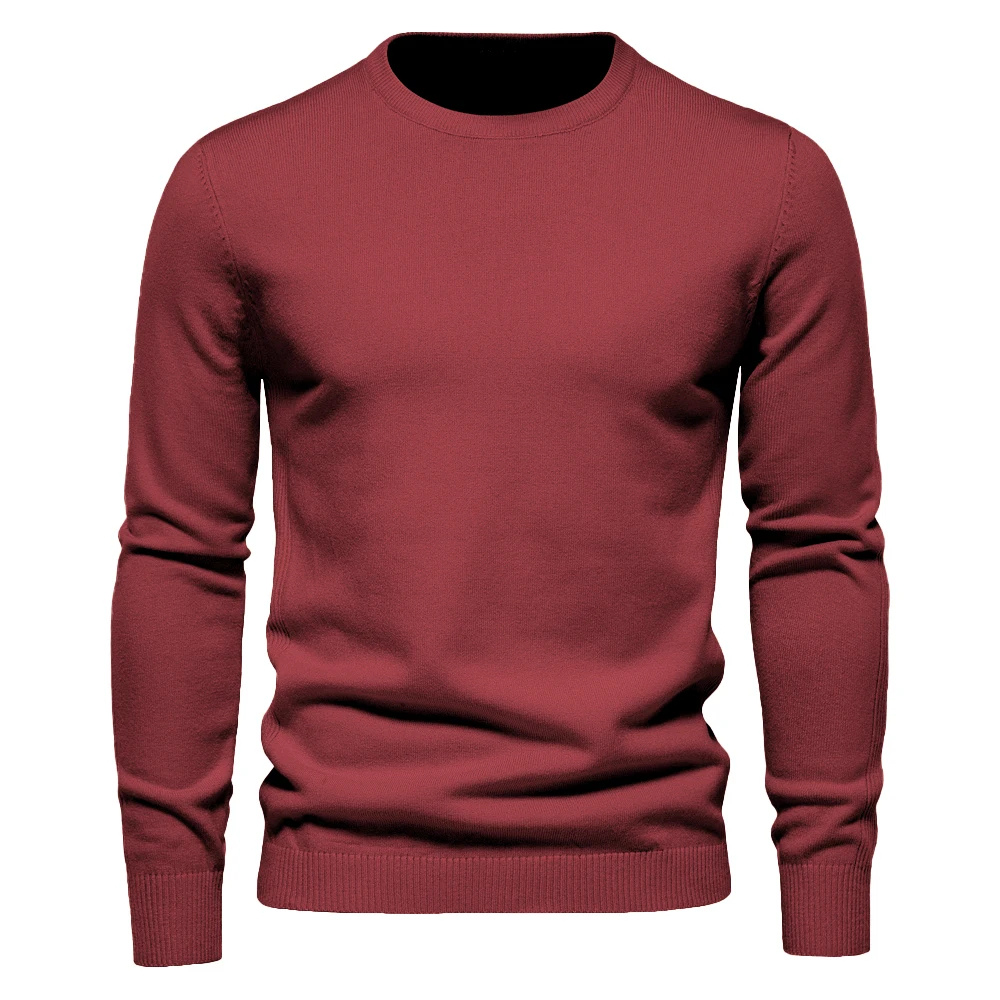 Minimalist round neck men's jumper for timeless style