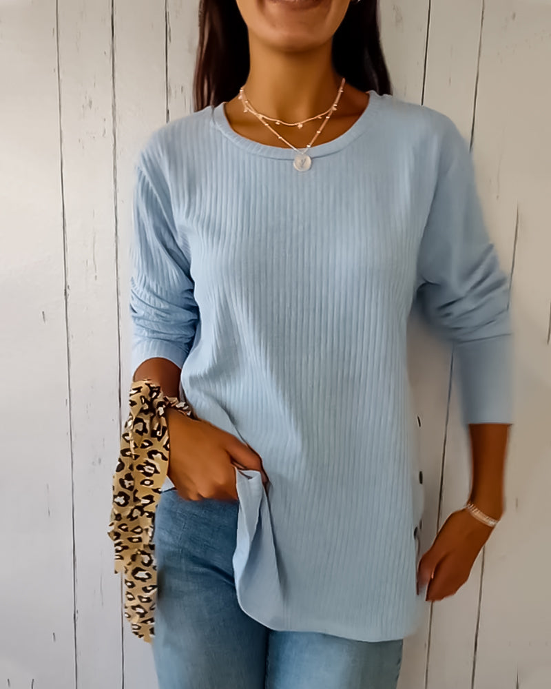 Long-sleeved top