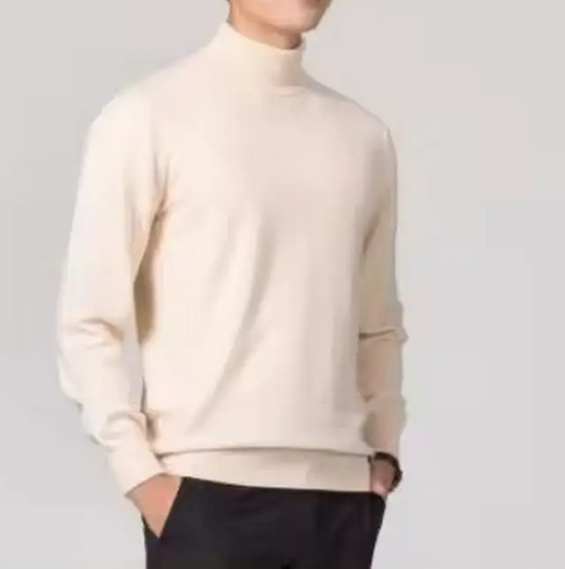 Cosy turtleneck jumper in fine knit