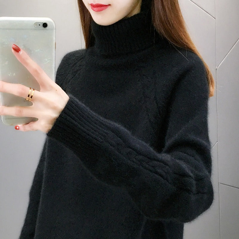 Women's Turtleneck Jumper - Elegant Loose Fit - Cozy Knit Sweater for Chic Style