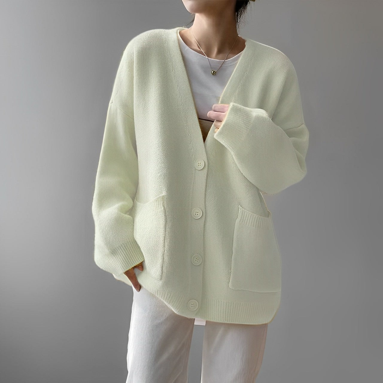 Women - Oversized Cardigan - Cozy Knitwear for Ultimate Comfort and Warmth - Stylish Jumper