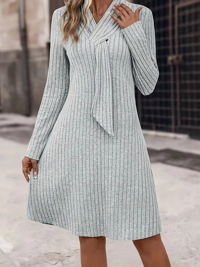 Women - Long-Sleeved Knitted Dress - Elegant and Cozy - Perfect for Any Occasion