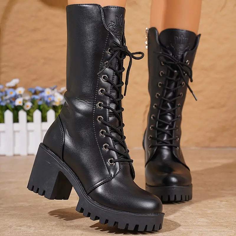 Elegant booties with block heel and mid-high shaft