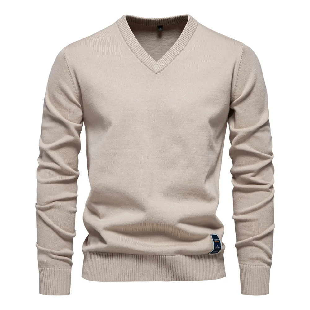 Classic V-neck men's jumper with subtle label detail