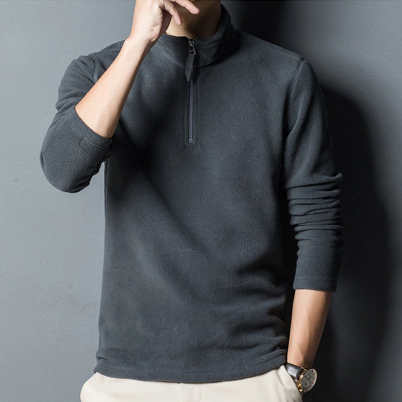 Classic fleece pullover with zip and stand-up collar