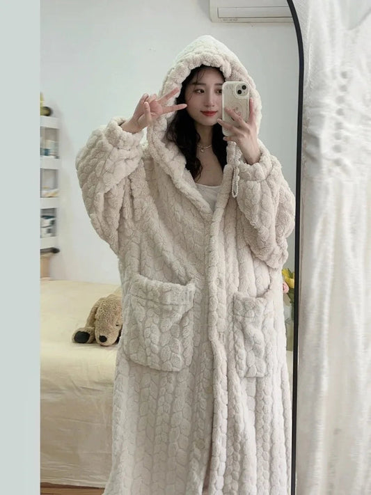 Women - ' Fluffy Warm Bathrobe - Cozy Soft Material - Perfect for Comfort and Relaxation