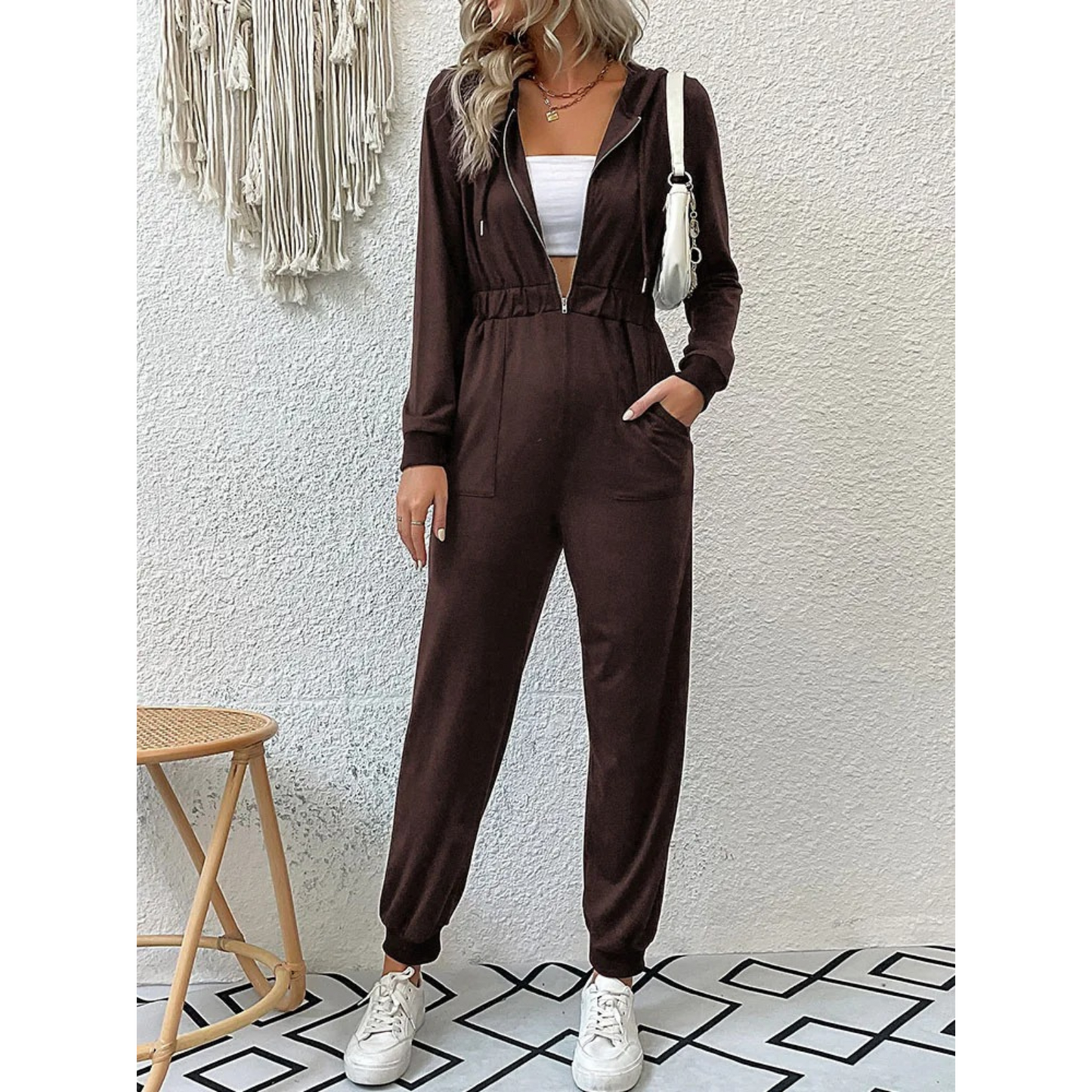 Women's tracksuit