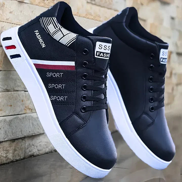 All-season sneaker with stripe pattern