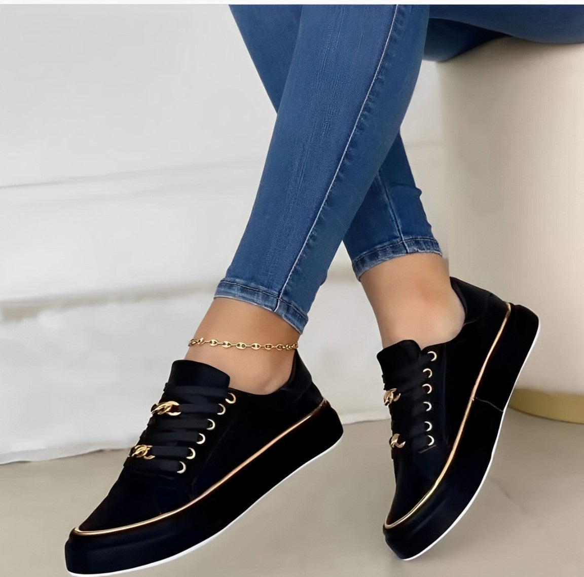 Lace-up platform sneakers in leather