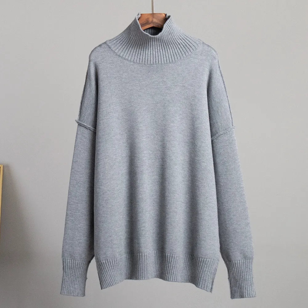 Women - Turtleneck Jumper - Cozy Loose Knit Design - Casual Sweater for Everyday Comfort