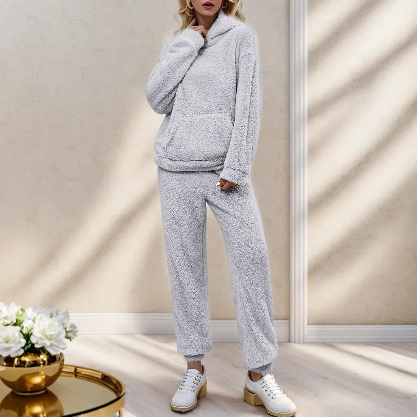 Women's Warm Winter Hoodie and Trousers Set - Cosy Fabric - Perfect for Cold Weather Comfort