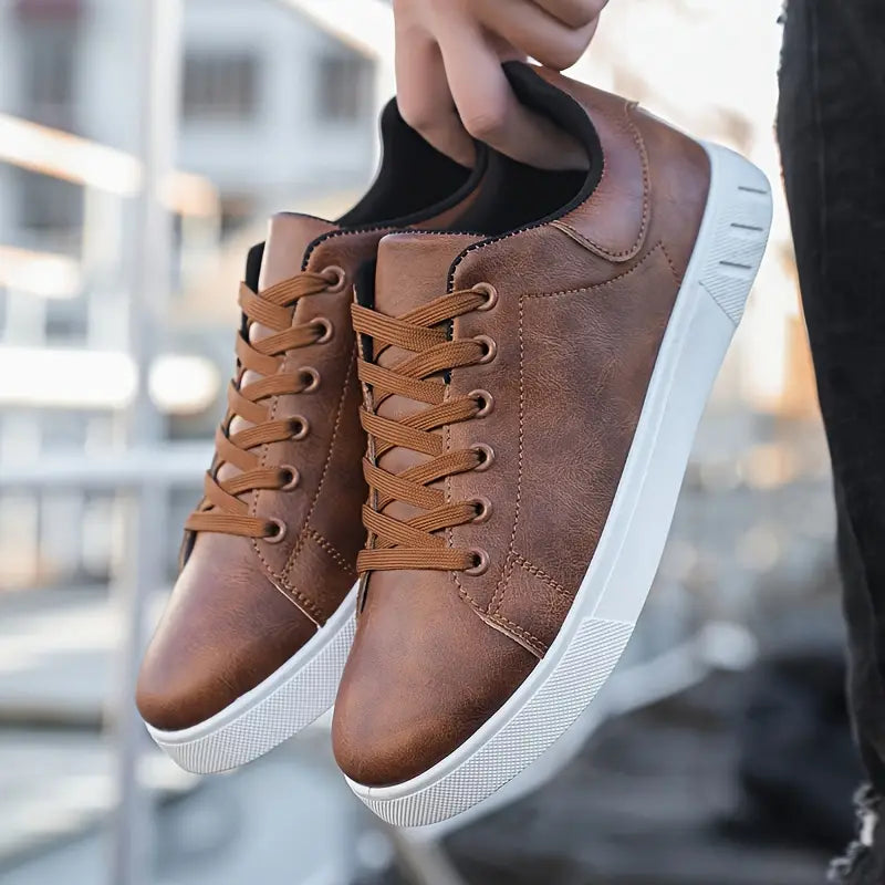 Comfortable men's lace-up shoes with a comfortable sole