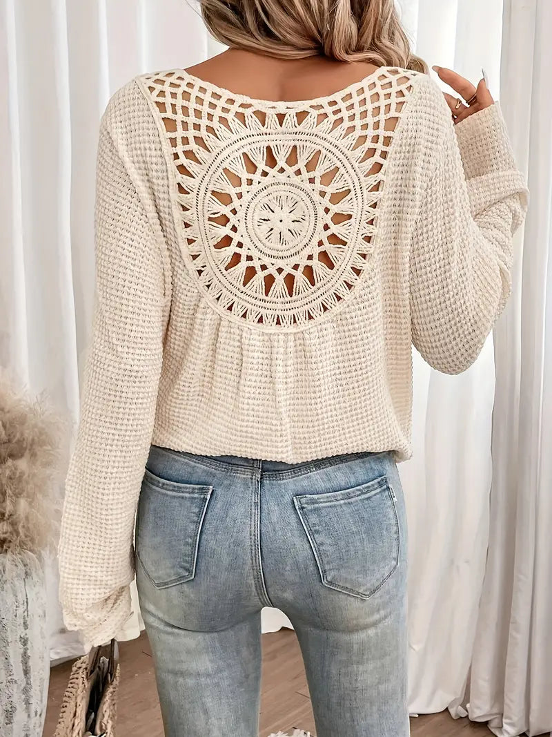 Long-sleeved top