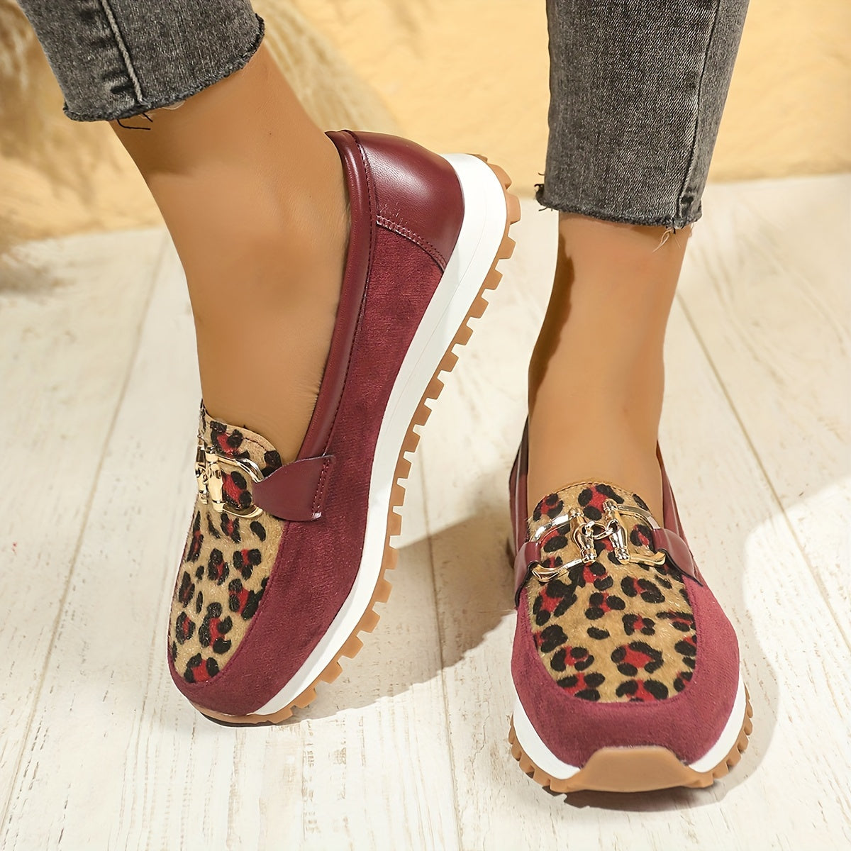 Women's - Slip-On Loafers - Leopard Print, Non-Slip & Comfortable - Trendy Footwear for Everyday Wear