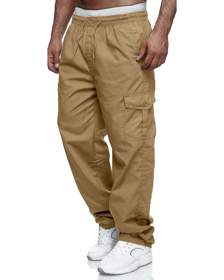 Men's cargo trousers in a relaxed fit