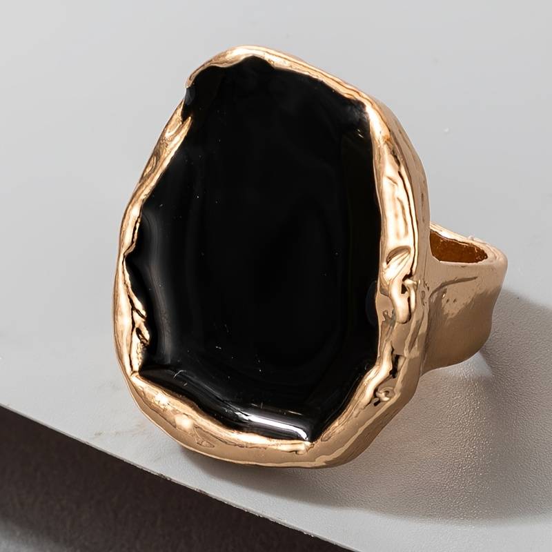 Vintage Black Stone Oversized Ring