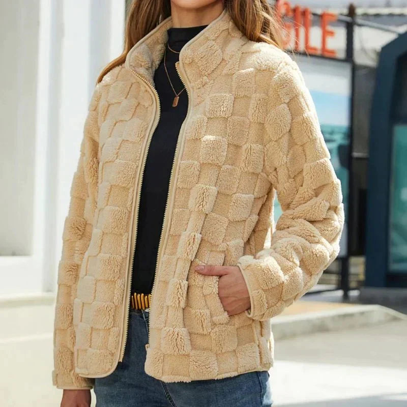 Women - Chequered Winter Jacket - Stylish & Warm - Ideal for Cold Weather Fashion