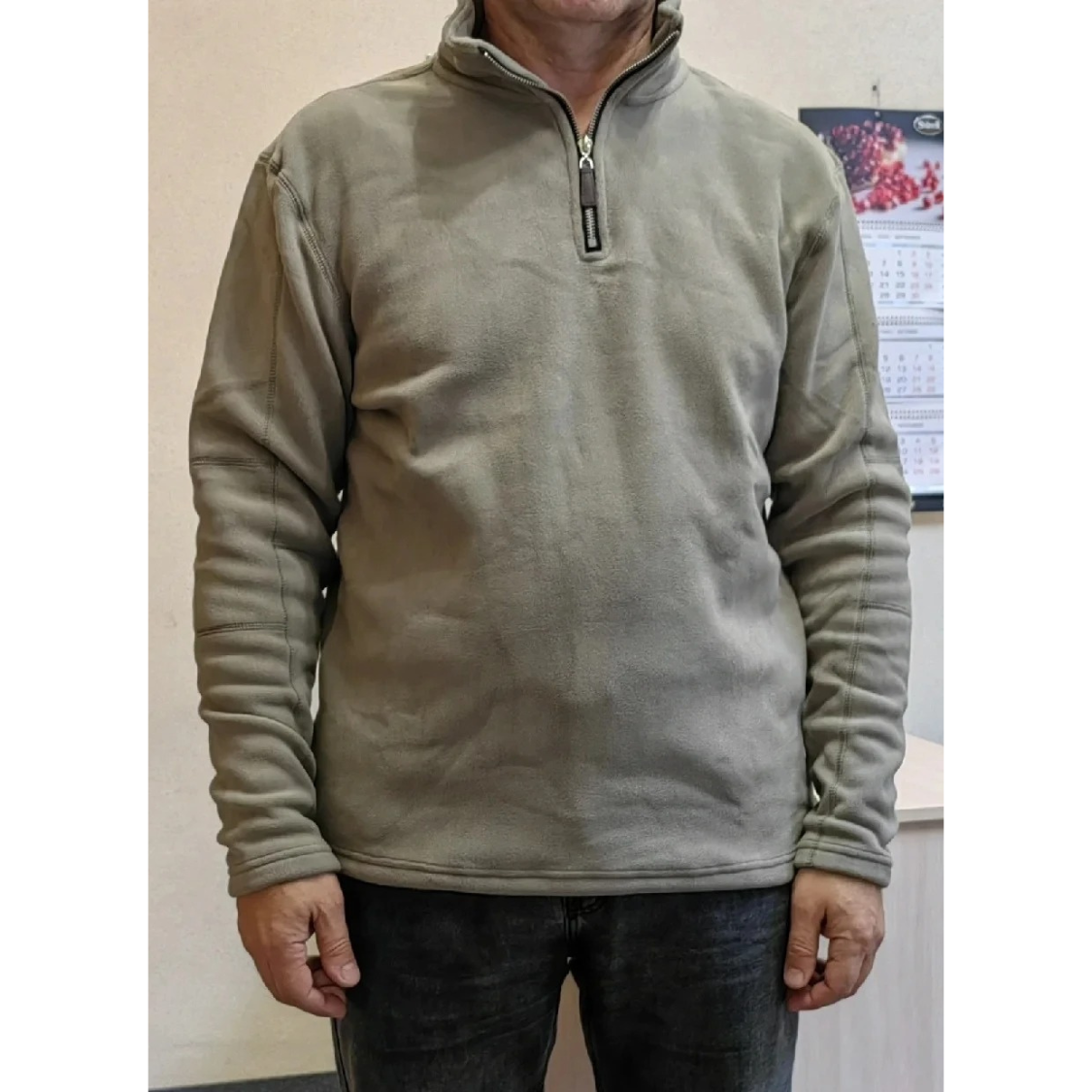 Soft fleece pullover with zip and stand-up collar